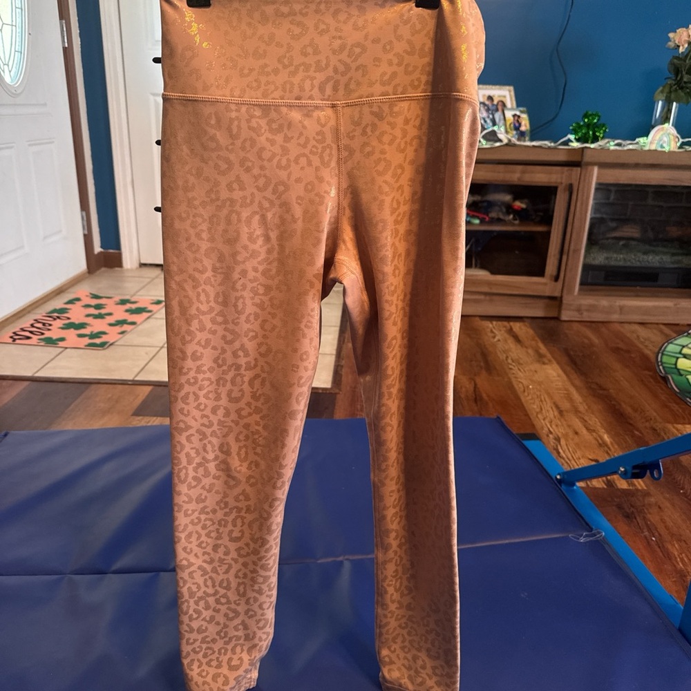 Zyia Active gold leopard Print Leggings